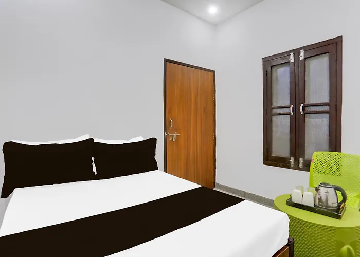 Spot On Hotel Royal Inn