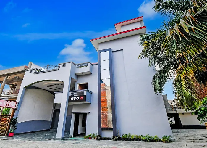 Hotel O Shubham Palace