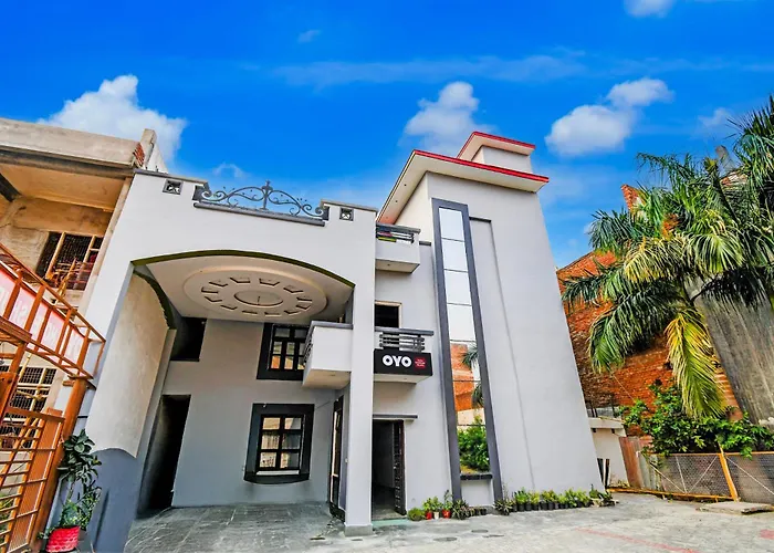 Hotel O Shubham Palace