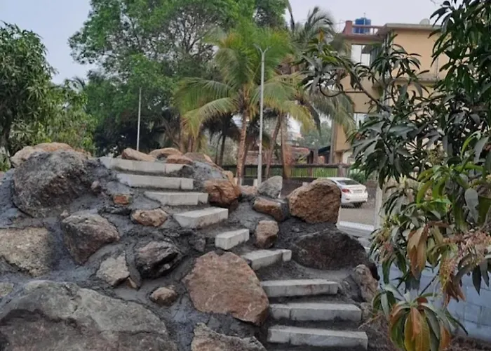 Krishna Garden And Resort