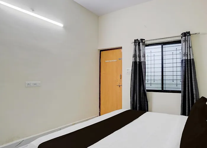 Spot On Hotel Royal Inn Babupet Railroad Station