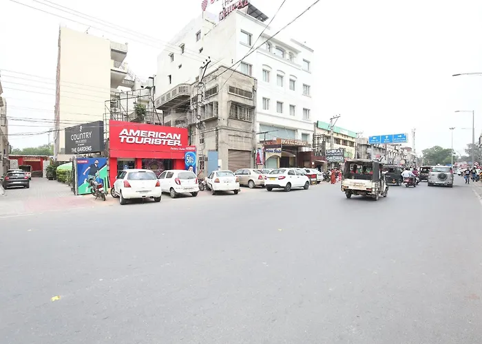 Hotel O Sai Leela Residency