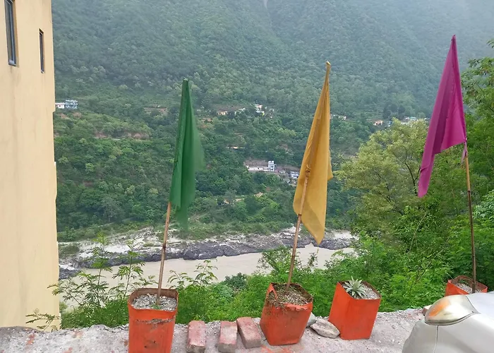 Krishna Hotel & Restaurant