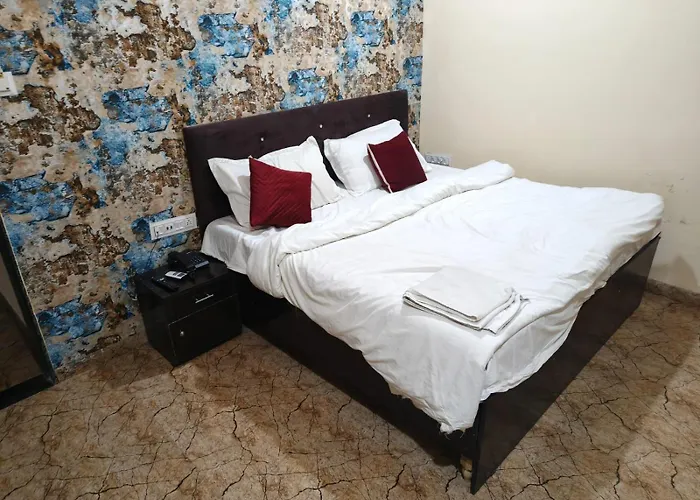 Hotel Zane Aura