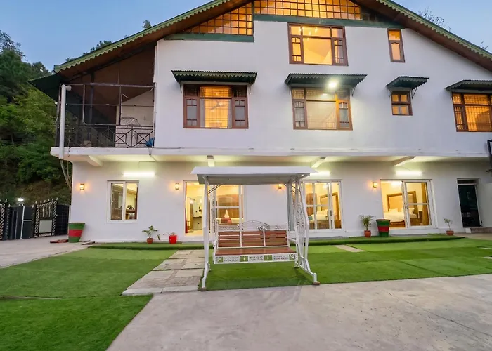 Pine Garden Hotel Kasauli Hills