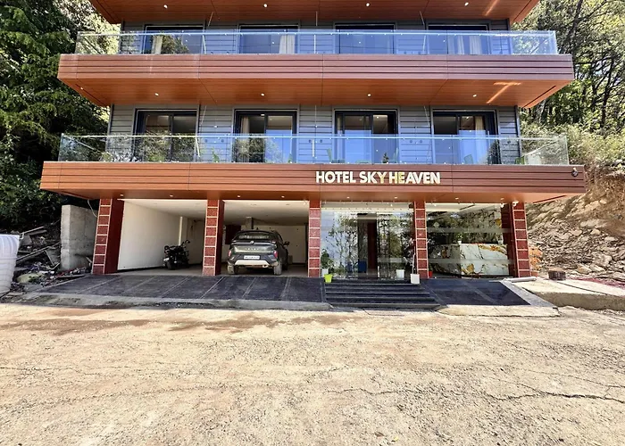 Hotel Sky Heaven Dalhousie Mall Road