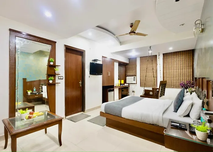 Hotel Shivdev International, Near New Delhi Railway Station & City Centre