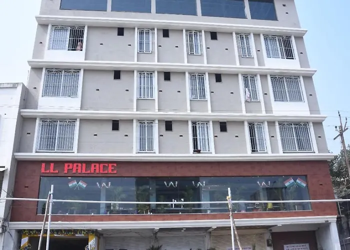 Ll Palace