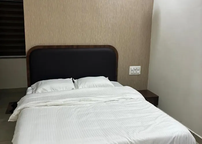 Kottoor Lodge Parakode