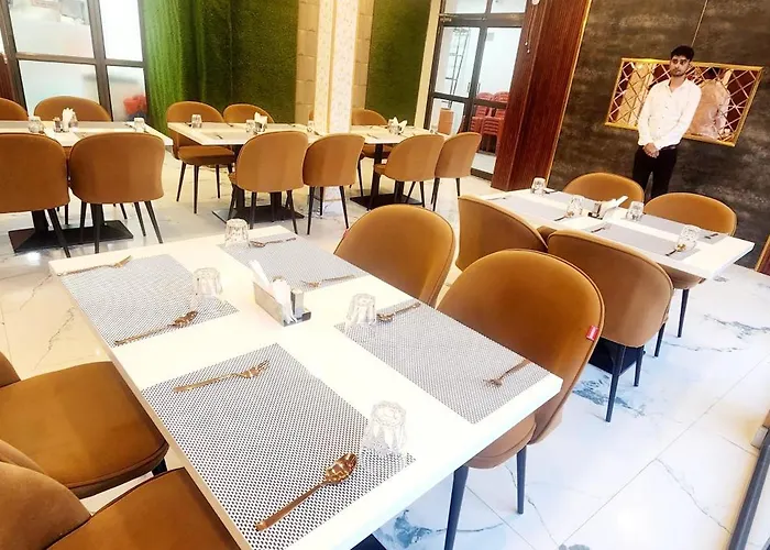 Maa Vaishno Restaurant And Hotel