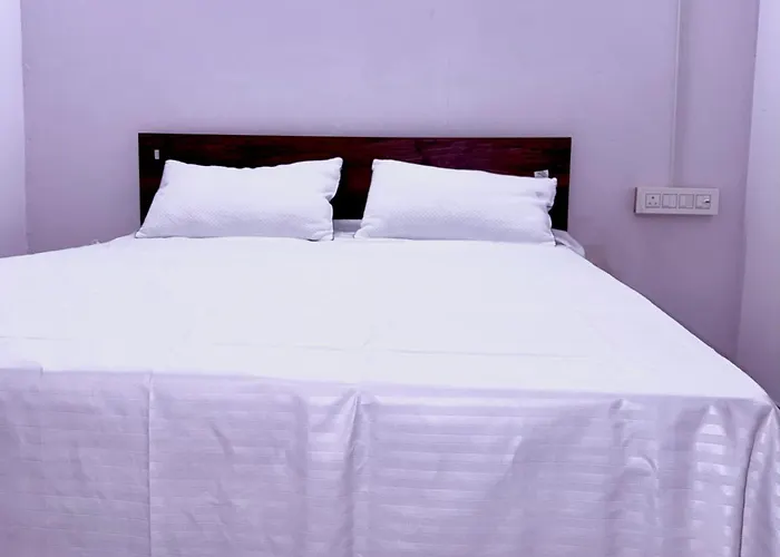 Hotel Mahadev & Guest House