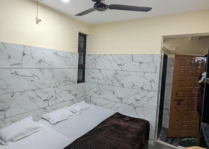 Hotel Tirth Purohit Park