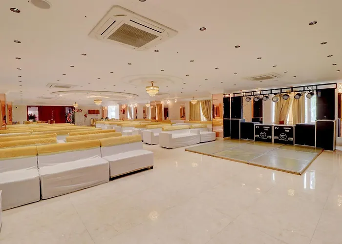 Palette Isbt Dehradun Formerly Hotel Le Hem