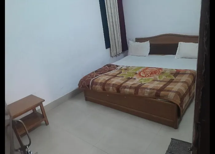 Hotel Prayag With Ev Car Station 7,4Kw