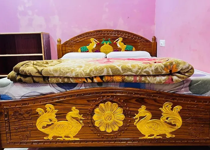 Sri Seshadri Rest House