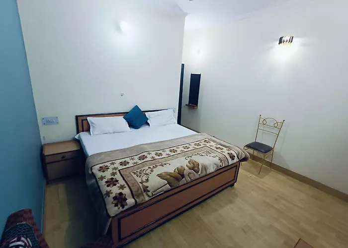 Hotel Kanishka Near Mukteshwar Dham 6Km Distance District Nainital