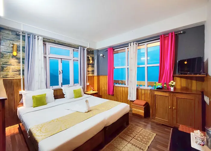Jo'Stel Hotel Valley View - Best View In Pelling