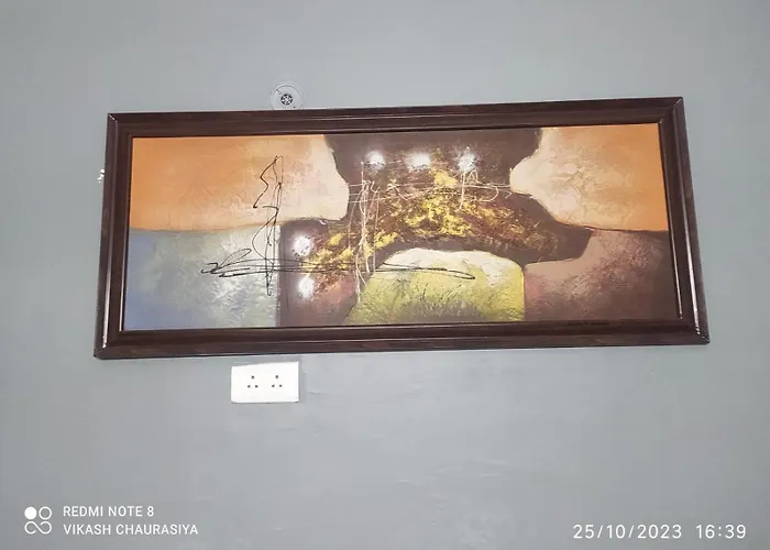 Hotel Radhika Palace