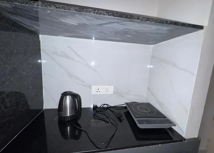 Da Look Sea Beachfront -3 Bedroom Beaview Rushikonda