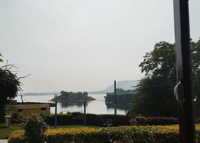 Hotel Sargam Sadan