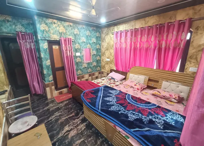 Alamdar guest house
