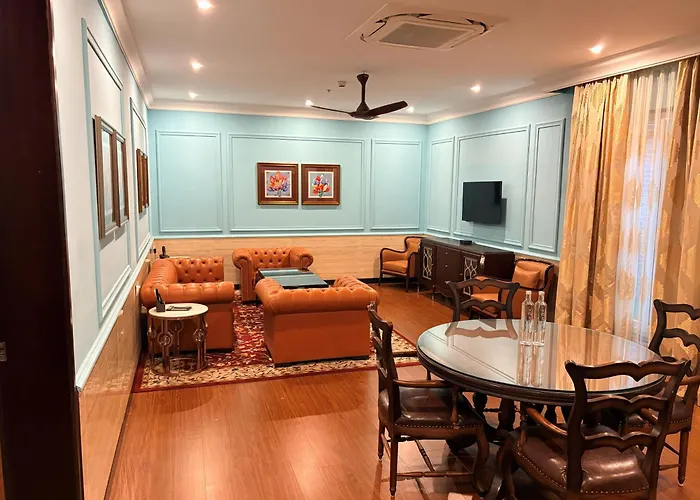 Mayfair Lake Resort