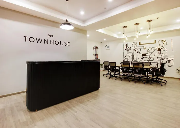 Super Townhouse Moosapet Rcc Prime