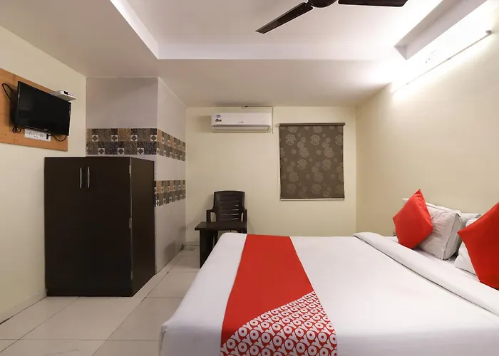 Hotel O Royal Inn