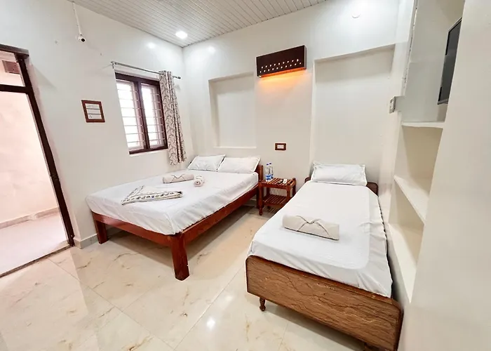 Mahesh Guest House