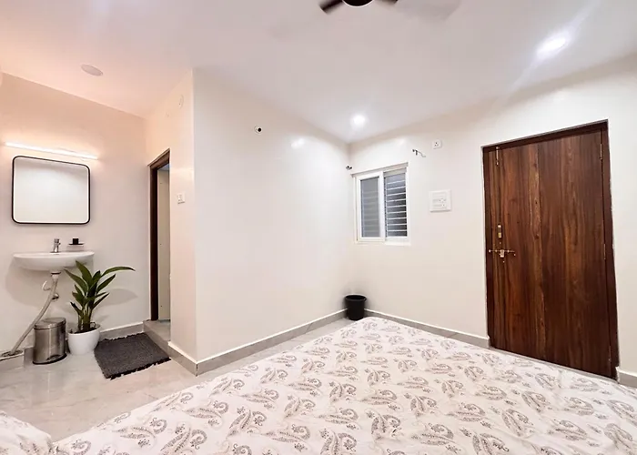 Mahesh Guest House