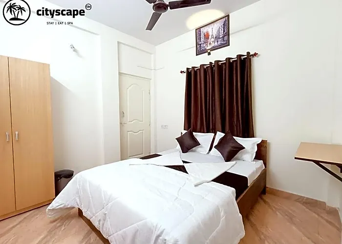 Hotel Orange Cityscape