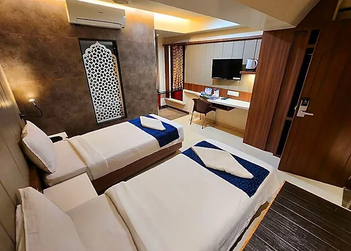 Palash Inn