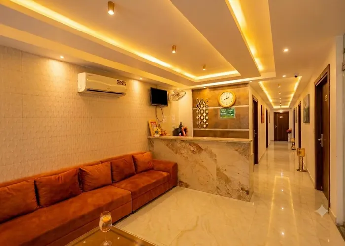 Hotel Iconic At Delhi International Airport New Delhi