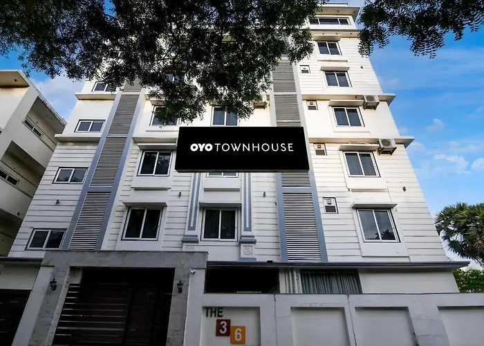 Townhouse The 36 Inn Madhuravada Bus Stop Visakhapatnam