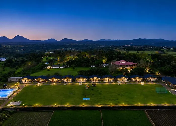 Shreephal Luxury Lake Resort - Hatgad, Saputara