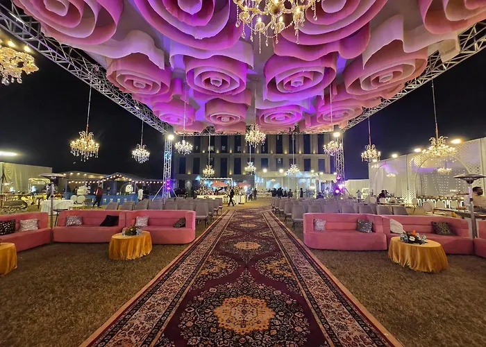 Hotel Regal Club And Resort