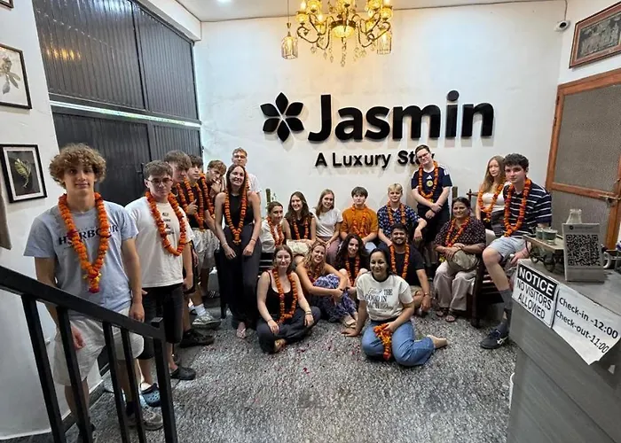 Jasmin A Luxury Stay-900M Walk To The Taj Mahal,Free Parking