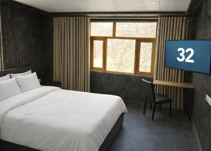 Forest Grandeur Resort