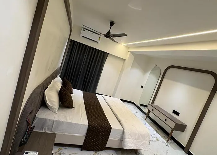 Hotel D Lite Inn