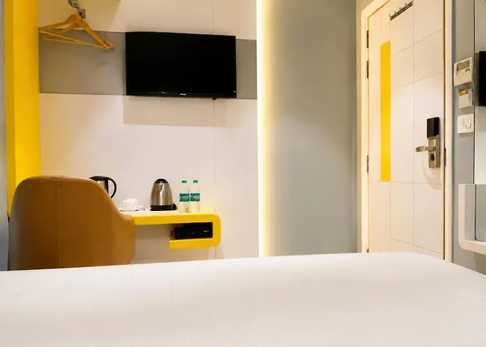 Hotel City Empire New Delhi Railway Station Near Connaught Place - Complimentary Airport Pickup