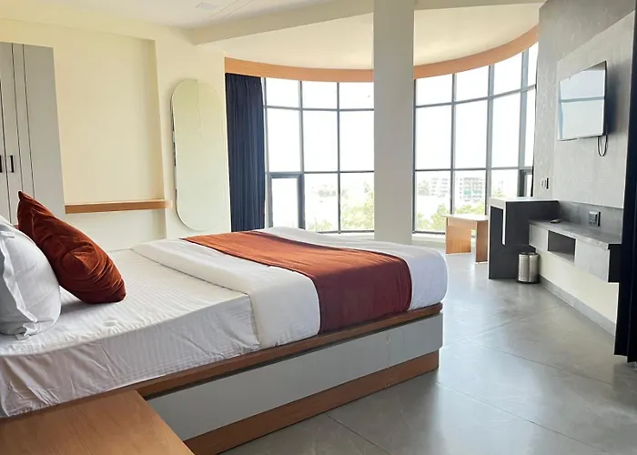 Hotel Sun Park Vadodara