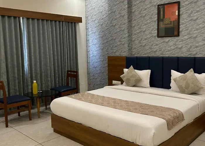 Hotel Grand Ekta