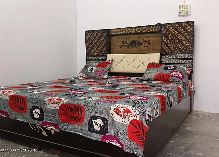 The Dream Hotel And Rooms