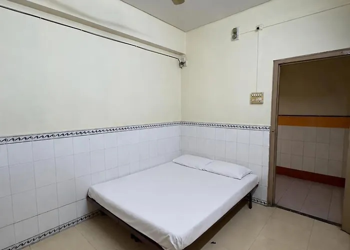 Hotel Shree Jay Amba Deluxe