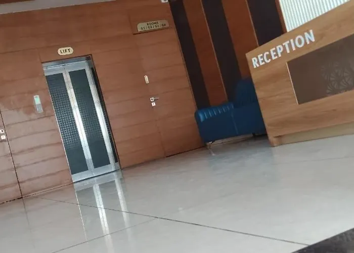 Hotel Grand Ekta