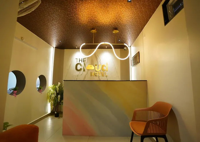 Thecloud Hotel