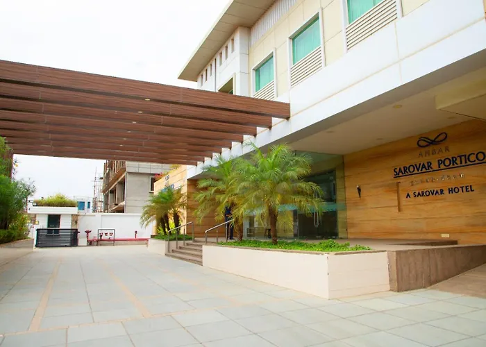 Ambar Sarovar Portico