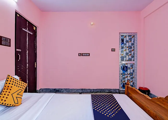 Hotel Shivam Palace