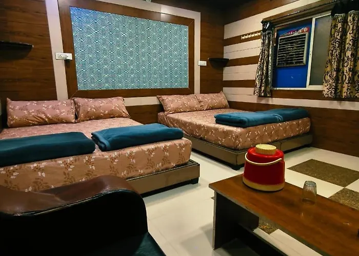 Chirag Guest House