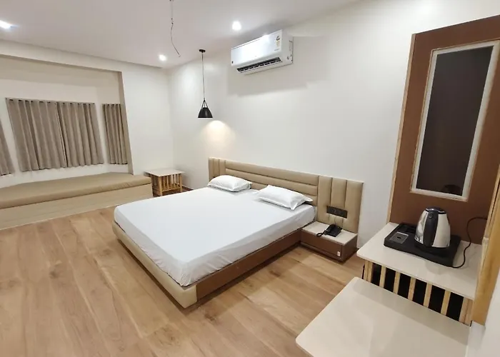Hotel Krishiv- Sanand